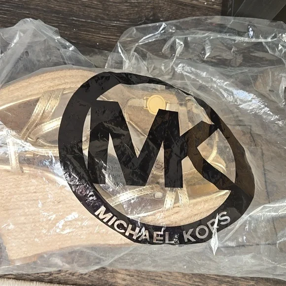 Michael Kors Sandals - Picture 10 of 10